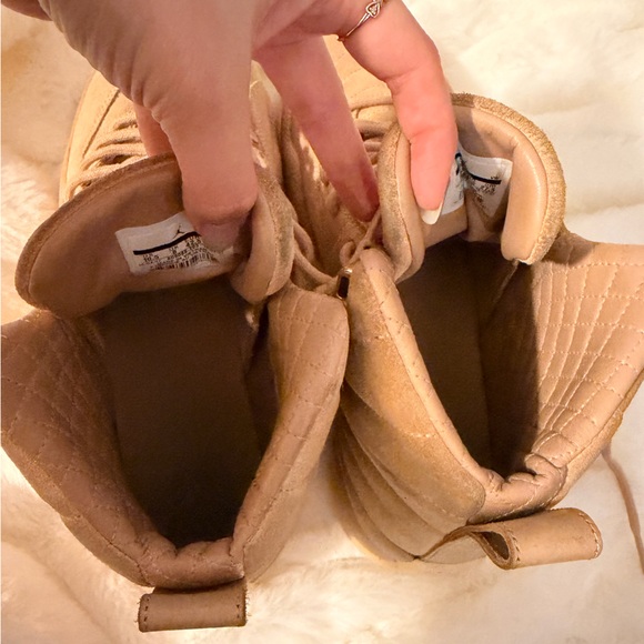 Jordan Air 12 Retro Wheat Sneakers Size 10.5 Women’s 27cm - Picture 13 of 13
